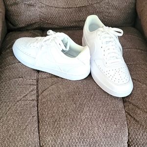 Nike Court Vision lo